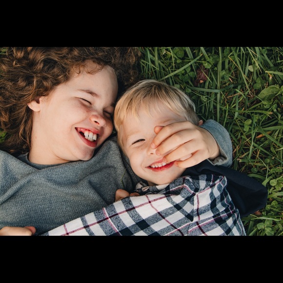 Meet your Posher, Sara - Picture 2 of 2